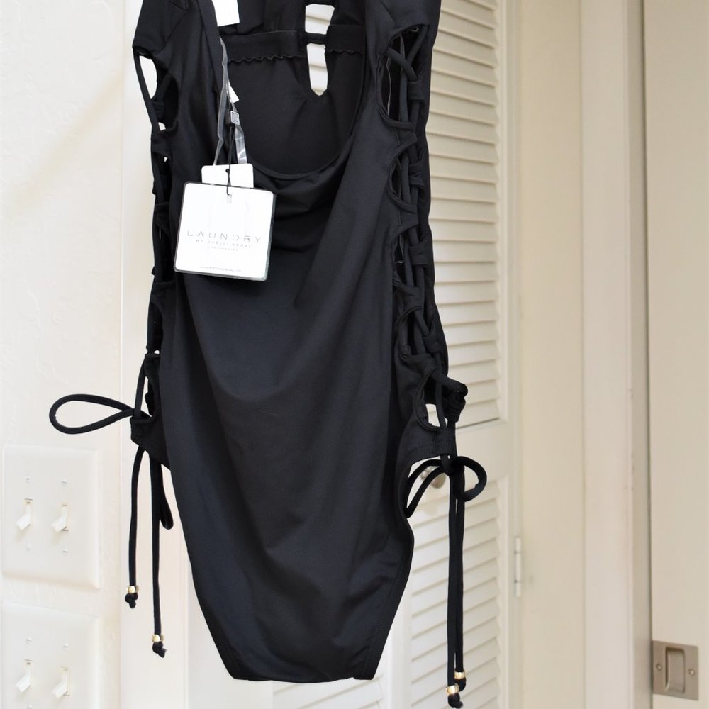 NEW! LAUNDRY Shelly Segal lace up plunge swimsuit - Picture 2 of 12